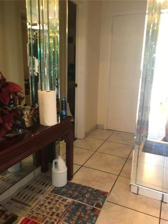 Biscayne Gardens, 15400 NE 2nd Ave, Golden Glades, Florida 33162, image 3
