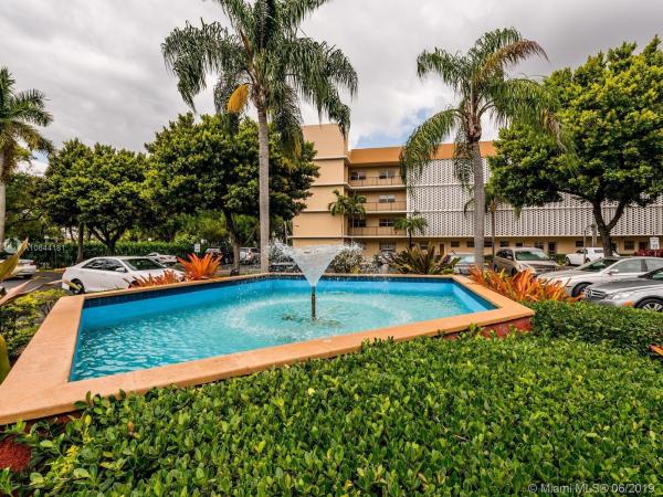 Azure Lake, 877 NE 195th St #422, Ives Estates, Florida 33179, image 3