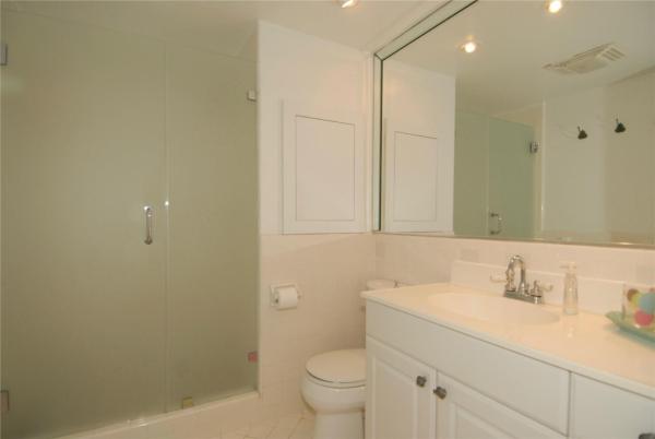2001 S Surf Rd #5D, Hollywood, Florida 33019, image 1
