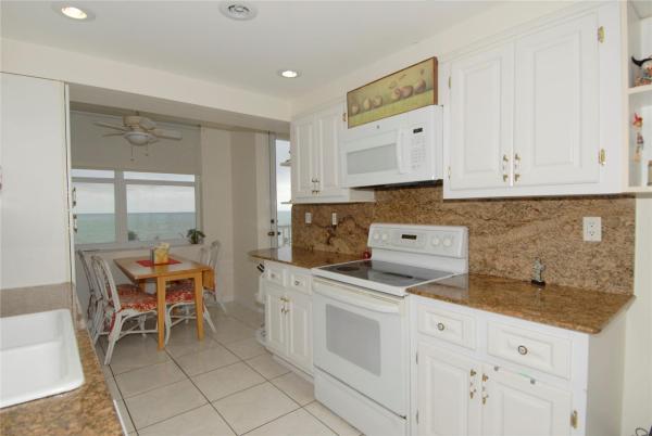 Stratford Towers, 1401 S Ocean Dr #906, Hollywood, Florida 33019, image 3