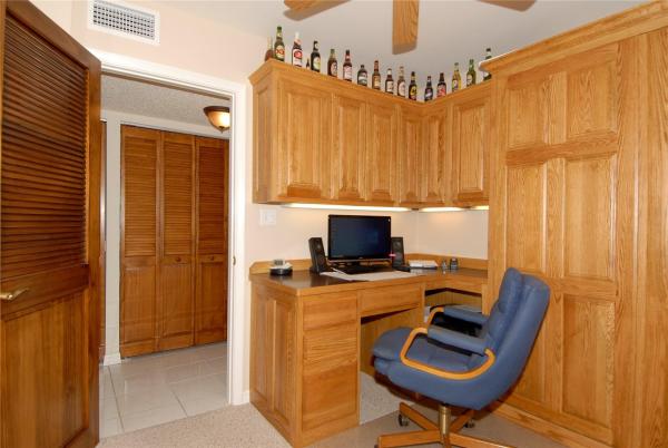 Victoria Towers, 211 S Ocean Dr #903, Hollywood, Florida 33019, image 1