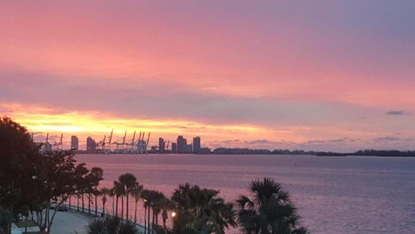 Brickell Harbour, 200 SE 15th Rd #5E, Miami, Florida 33129, image 1