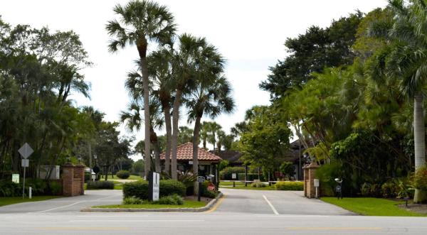 Hurlingham, 13400 Polo Rd W, Wellington, Florida 33414, image 2