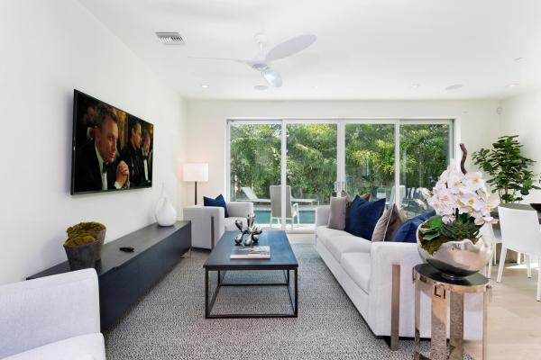 702 SE 1st St, Delray Beach, Florida 33483, image 1