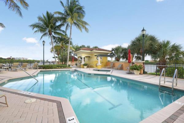 The Pointe At Jupiter Yacht Club, 340 S Us Highway 1 #106, Jupiter, Florida 33477, image 3