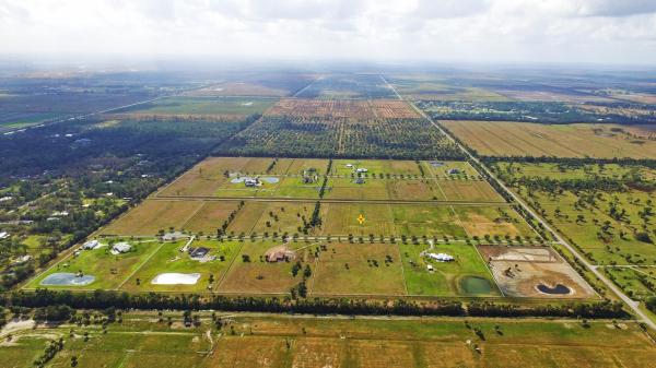 Carlton Country Estates, 18001 Wagonwheel Ln, Port St. Lucie, Florida 34987, image 1