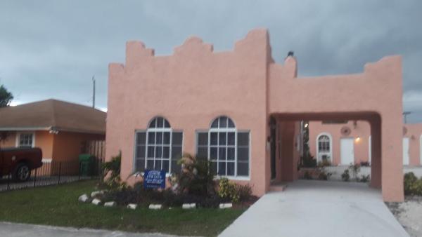 Monroe Heights, 1321 W 26th St, Riviera Beach, Florida 33404, image 2