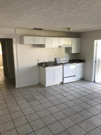 Dixieland, 207 Southland, Fort Pierce, Florida 34982, image 2
