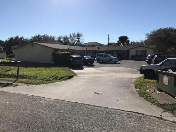 Dixieland, 207 Southland, Fort Pierce, Florida 34982, image 3