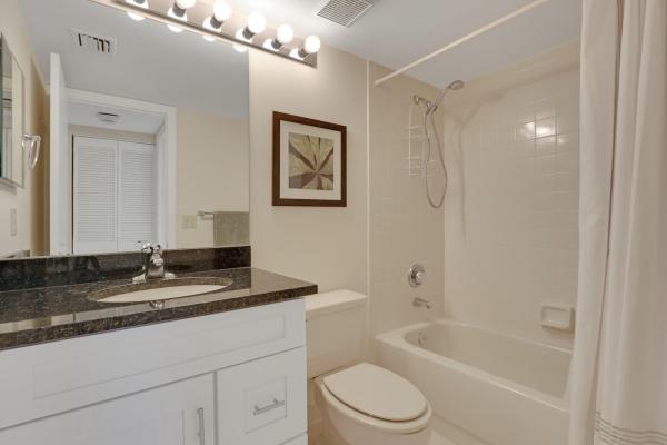 Golf Villas, 433 Brackenwood Ln N, Palm Beach Gardens, Florida 33418, image 2