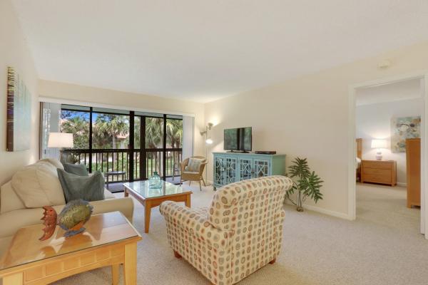 Golf Villas, 433 Brackenwood Ln N, Palm Beach Gardens, Florida 33418, image 1