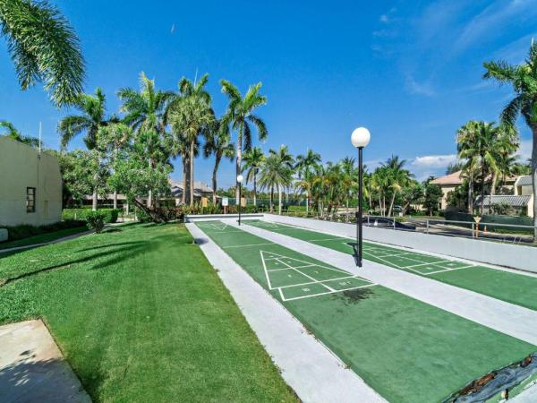 Boca Bayou, 3 Royal Palm Way #1020, Boca Raton, Florida 33432, image 1