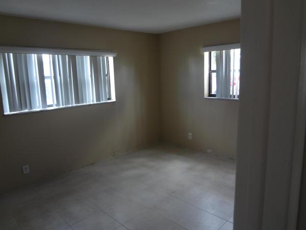 Northwood Pines, 615 35th St, West Palm Beach, Florida 33407, image 2