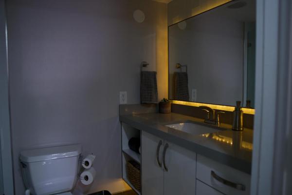 Boca Cove, 9430 Boca Cove Cir #208, Boca Raton, Florida 33428, image 2