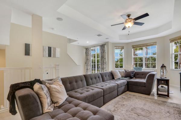 Harbour Oaks, 2556 Gardens Pkwy, Palm Beach Gardens, Florida 33410, image 2