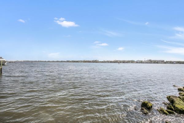 The Moorings At Lantana, 802 W Windward Way #304, Lantana, Florida 33462, image 2