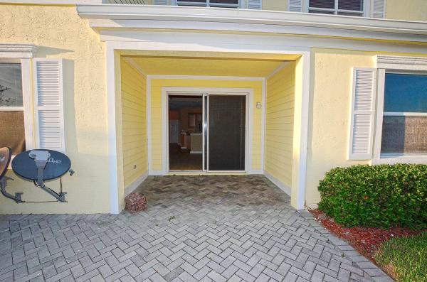 Mariner Bay At Hutchinson Island, 1404 Mariner Bay Blvd, Fort Pierce, Florida 34949, image 1