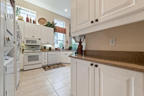 Sunset Cove, 127 Sunset Cove Ln, Palm Beach Gardens, Florida 33418, image 3