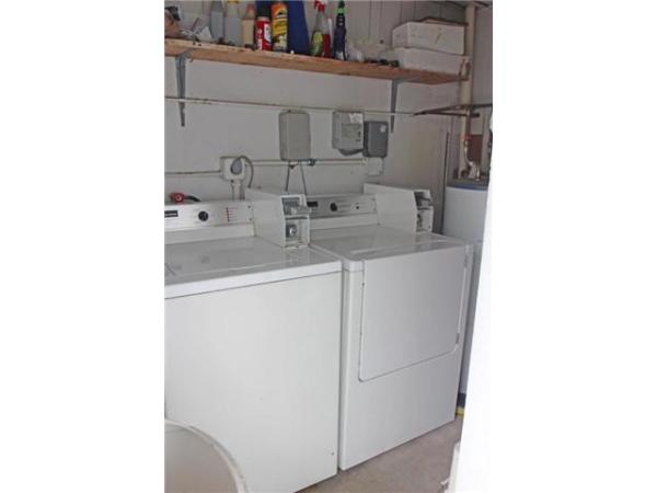 Palm Beach Lakes South, 2424 Ware Dr, West Palm Beach, Florida 33409, image 3
