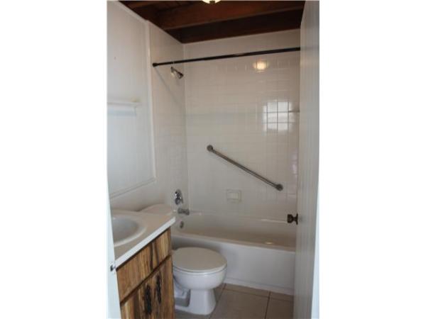 Palm Beach Lakes South, 2424 Ware Dr, West Palm Beach, Florida 33409, image 2