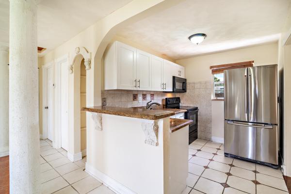 Anna-Johns Estates, 4374 Anna Ln, Palm Springs, Florida 33406, image 1