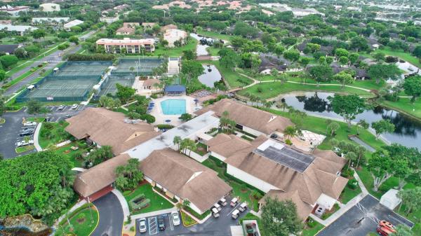 Coach Homes Of Banyan Springs, 10084 Cedar Point Blvd #503, Boynton Beach, Florida 33437, image 3