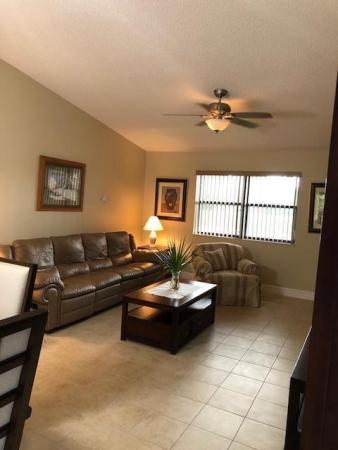 Strathmore Gate West, 457 Knollwood Ct, Royal Palm Beach, Florida 33411, image 2