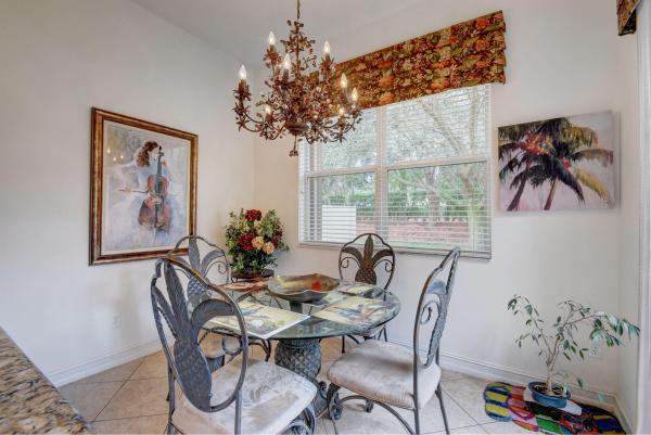 Valencia Pointe, 10905 Deer Park Ln, Boynton Beach, Florida 33437, image 2