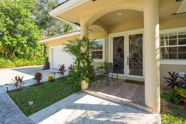 Cloud Lake, 104 E Chandler Rd, West Palm Beach, Florida 33406, image 1