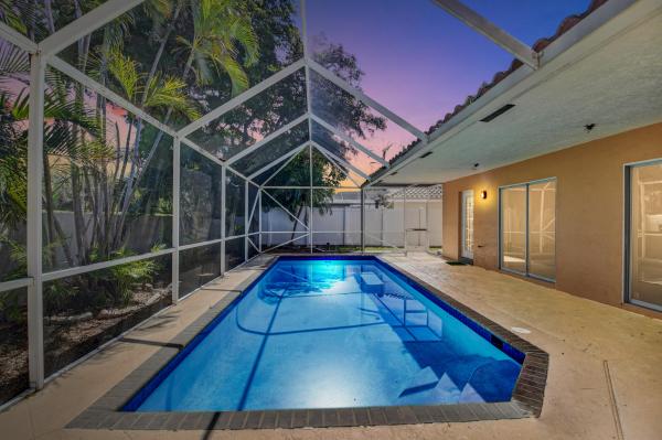 Boca Lake Estates, 6950 NW 2nd Ter, Boca Raton, Florida 33487, image 3