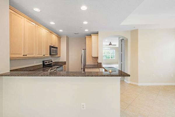 Harbour Oaks, 2432 San Pietro Cir, Palm Beach Gardens, Florida 33410, image 2