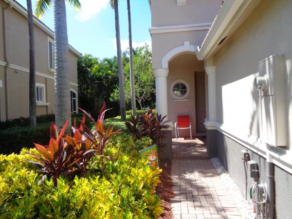 Thousand Oaks, 2062 Oakhurst Way, Riviera Beach, Florida 33404, image 1