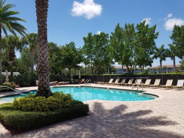 Gramercy Square, 227 W Chrystie Cir, Delray Beach, Florida 33484, image 1