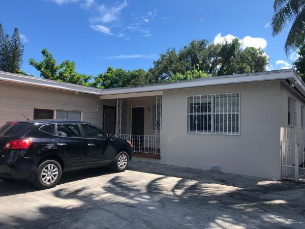 Arch Creek Estates, 1290 NE 149th St, Golden Glades, Florida 33161, image 1