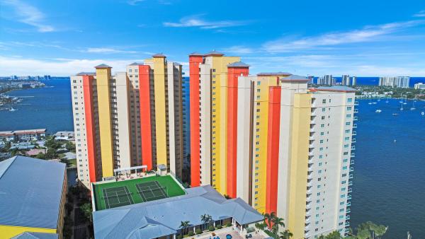 Marina Grande Club & Residences, 2640 Lake Shore Dr #815, Riviera Beach, Florida 33404, image 1