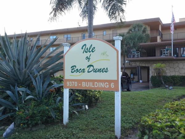 Isle Of Boca Dunes, 9370 SW 8th St #402, Boca Raton, Florida 33428, image 2