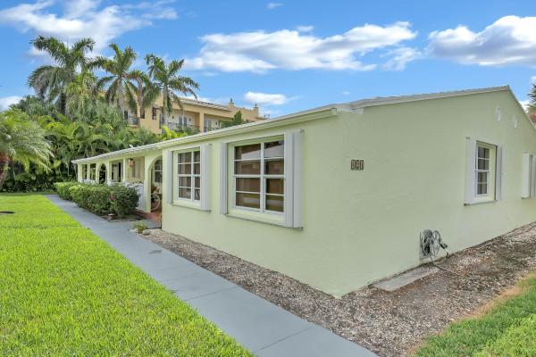 Boca Raton Riviera, 424 NE Wavecrest Way, Boca Raton, Florida 33432, image 2