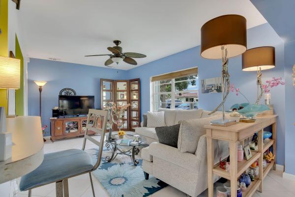 Boca Raton Riviera, 424 NE Wavecrest Way, Boca Raton, Florida 33432, image 1