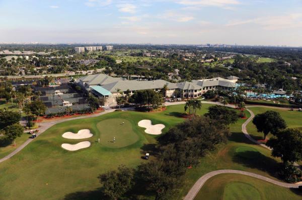 Willow Wood Midrise At Boca Country Club, 6815 Willow Wood Dr #4025, Boca Raton, Florida 33434, image 1