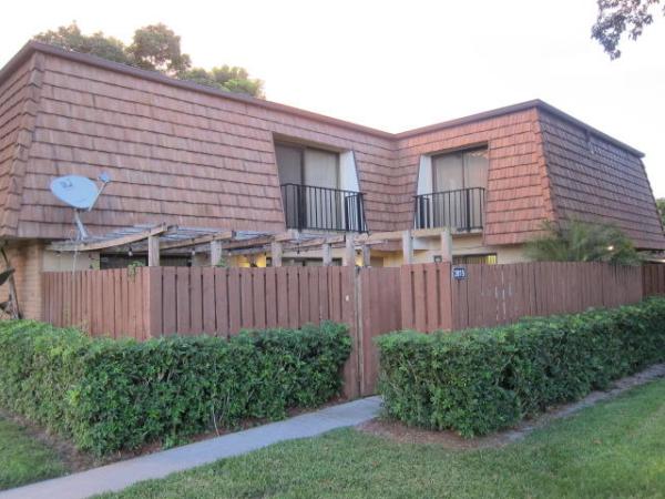 Sherwood Lakes, 2815 28th Ln, Greenacres, Florida 33463, image 2