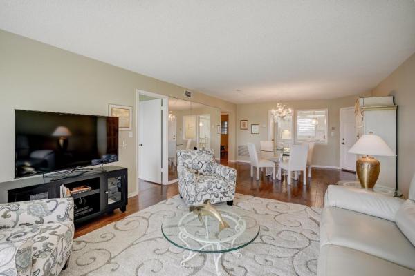 Lake Harbour Towers North, 501 Lake Shore Dr #203, Lake Park, Florida 33403, image 1