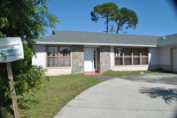 Bayshore Heights, 2073 SW Aquarius Ln, Port St. Lucie, Florida 34984, image 1
