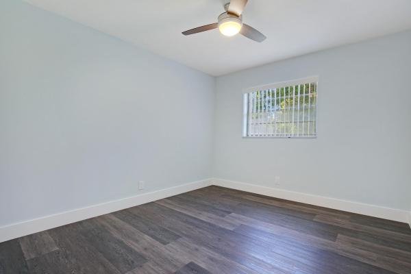 Park Manor, 401 W 37th St, Riviera Beach, Florida 33404, image 1