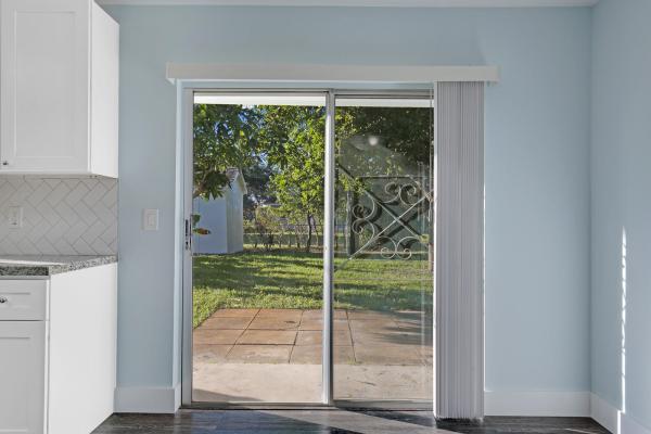 Park Manor, 401 W 37th St, Riviera Beach, Florida 33404, image 3