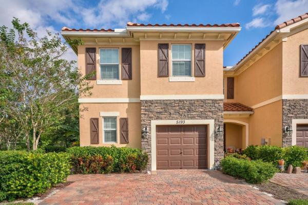 Charleston Commons, 5193 Ellery Ter, West Palm Beach, Florida 33417, image 2