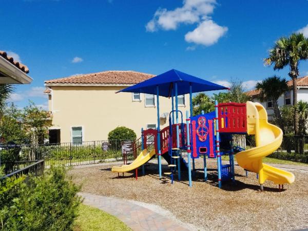 Charleston Commons, 5193 Ellery Ter, West Palm Beach, Florida 33417, image 1