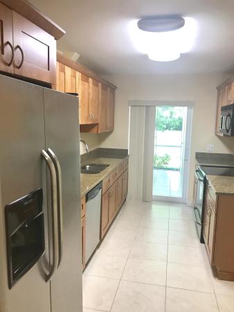 Boca Woods, 2486 N Dixie Hwy, Boca Raton, Florida 33431, image 2