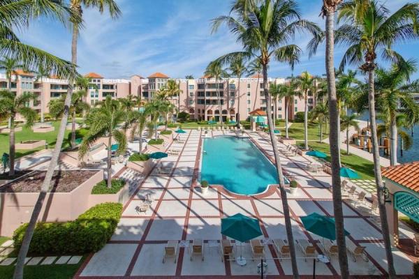 Mizner Court, 140 SE 5th Ave #449, Boca Raton, Florida 33432, image 2