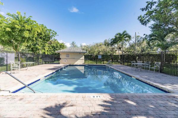 Fairways At Royal Palm Beach, 113 Fairway Ln, Royal Palm Beach, Florida 33411, image 1