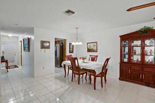 Fernley 2 At Cresthaven Townhomes, 5725 Fernley Dr E #71, West Palm Beach, Florida 33415, image 2